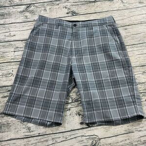 Travis Mathew‎ Golf Shorts Mens 34 Gray Plaid Chino 10in Stretch